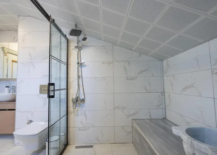 Tutar 2 Daily Weekly ヴィラ